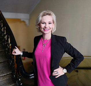 Henkilö - Suvi Laru