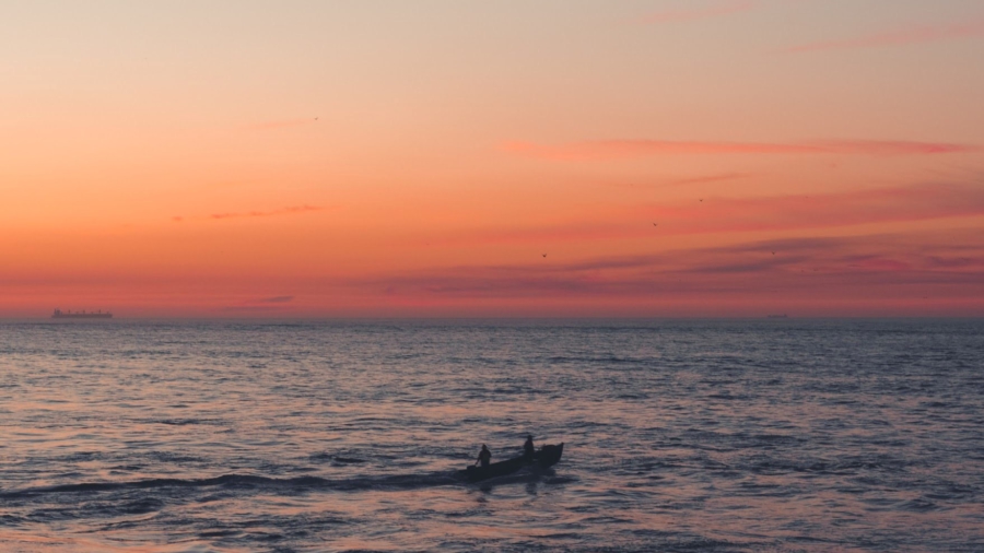 Vene auringonlaskussa